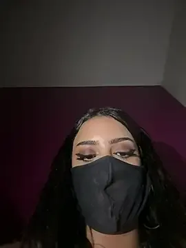 Olivija2020 – webcam model profile photo Image 7