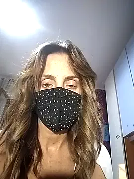 BlondeScarlettx – webcam model profile photo Image 12