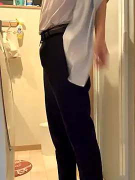 British_EmJess – webcam model profile photo Image 10