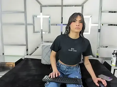 roxana_scott1 – webcam model profile photo Image 4