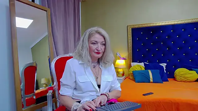 Black-Mamba- – webcam model profile photo Image 3