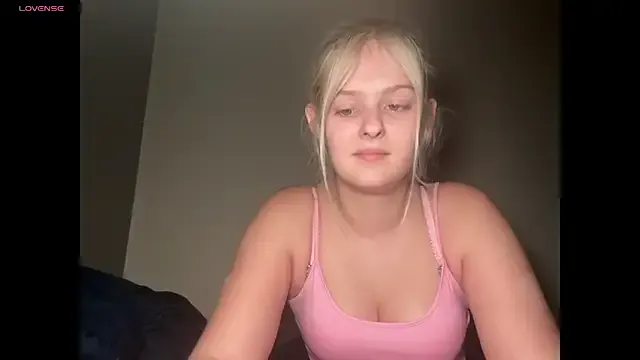 SilviaPastori – webcam model profile photo Image 4