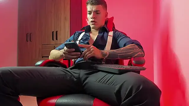 British_EmJess – webcam model profile photo Image 5