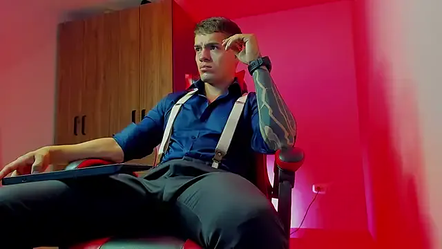 British_EmJess – webcam model profile photo Image 6