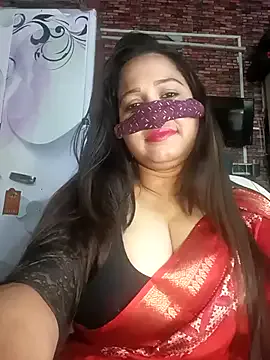 Travel-Couple – webcam model profile photo Image 12