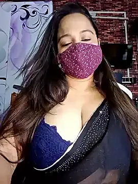 Travel-Couple – webcam model profile photo Image 13