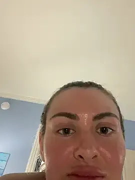 LoraDevine – webcam model profile photo Image 7