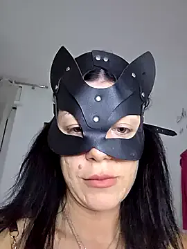 British_EmJess – webcam model profile photo Image 14