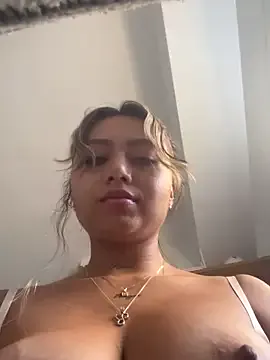 heanvenlyblonde – webcam model profile photo Image 8