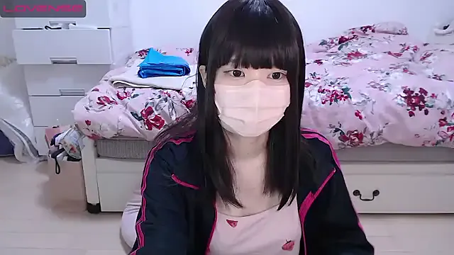 BlondeHott – webcam model profile photo Image 10