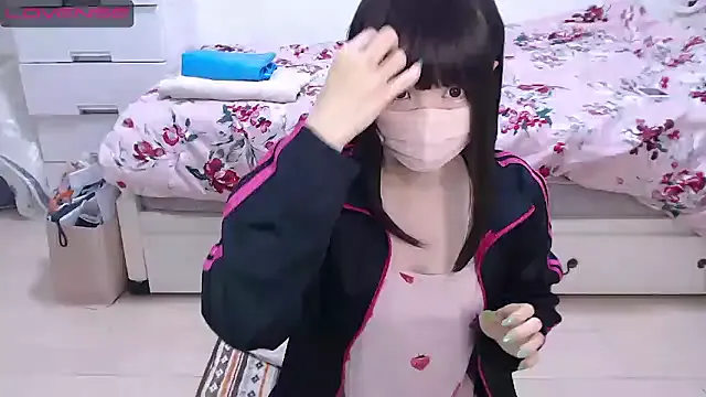 BlondeHott – webcam model profile photo Image 11