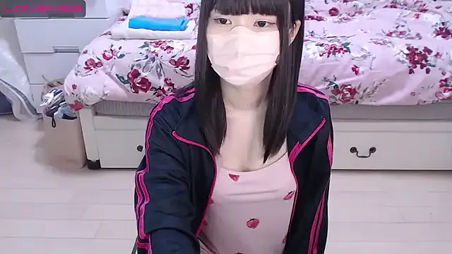 BlondeHott – webcam model profile photo Image 17