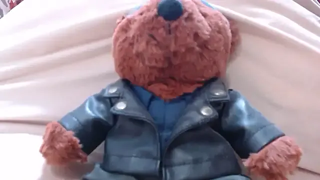 BlondeHott – webcam model profile photo Image 18