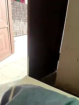 LizzieGreyX – webcam model profile photo Image 15