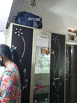 LizzieGreyX – webcam model profile photo Image 5