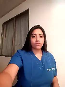 Love698 – webcam model profile photo Image 2