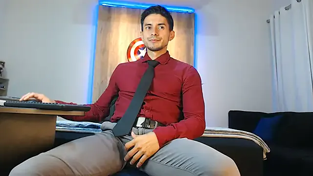 KaylinJan – webcam model profile photo Image 2