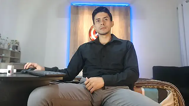 KaylinJan – webcam model profile photo Image 8