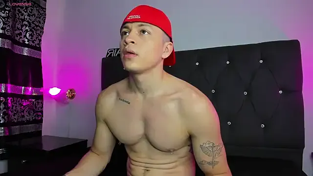 SelennaMoon – webcam model profile photo Image 7