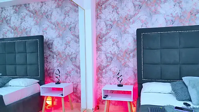 yourXgirl- – webcam model profile photo Image 15