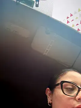 LinaTwins – webcam model profile photo Image 5