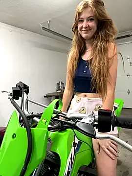 VictoriaDiamo – webcam model profile photo Image 18