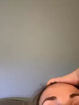 LoraDevine – webcam model profile photo Image 15