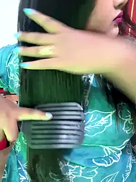 British_EmJess – webcam model profile photo Image 18