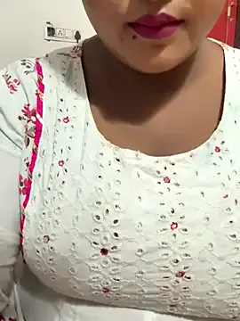 British_EmJess – webcam model profile photo Image 3