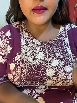 British_EmJess – webcam model profile photo Image 7