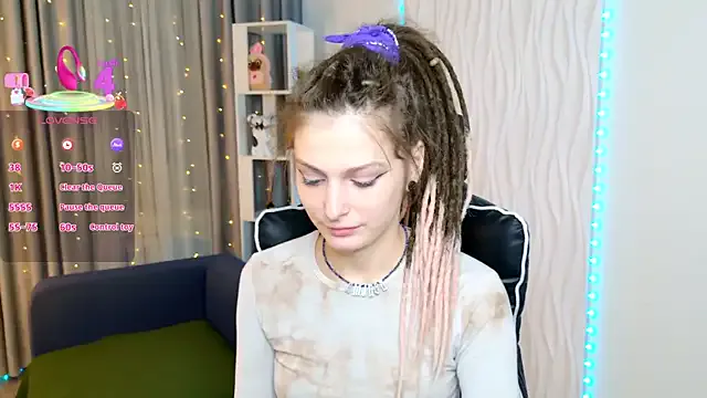 BlondeScarlettx – webcam model profile photo Image 11