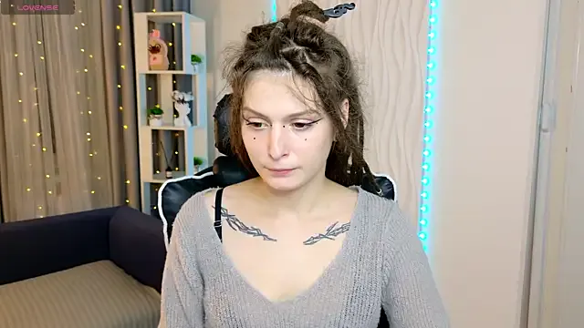 BlondeScarlettx – webcam model profile photo Image 14