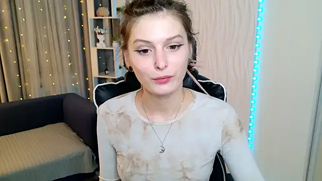 BlondeScarlettx – webcam model profile photo Image 7