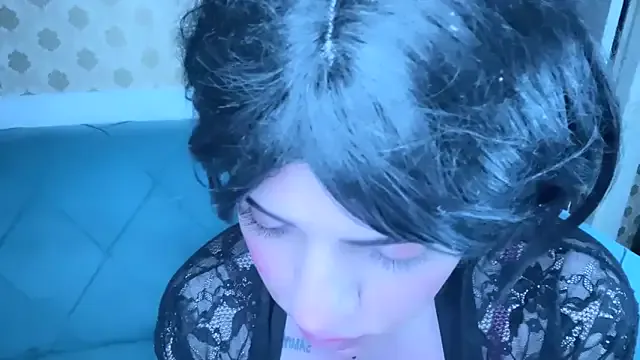 blondeangel_4u2 – webcam model profile photo Image 5