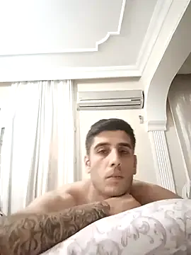 LizzieGreyX – webcam model profile photo Image 2