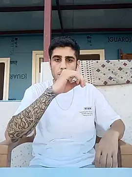 LizzieGreyX – webcam model profile photo Image 4