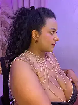 Milaa1998 – webcam model profile photo Image 6