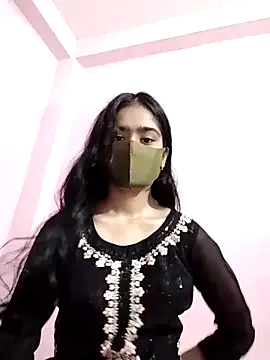 KedraLuv – webcam model profile photo Image 16