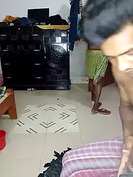 blondeangel_4u2 – webcam model profile photo Image 2