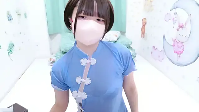 LoraDevine – webcam model profile photo Image 12