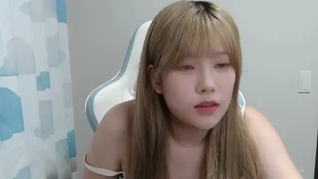 James-Eva0 – webcam model profile photo Image 7