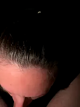 blondeangel_4u2 – webcam model profile photo Image 9