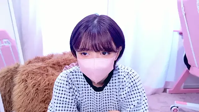 BlondeHott – webcam model profile photo Image 3