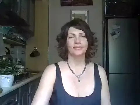 LadyFay – webcam model profile photo Image 12