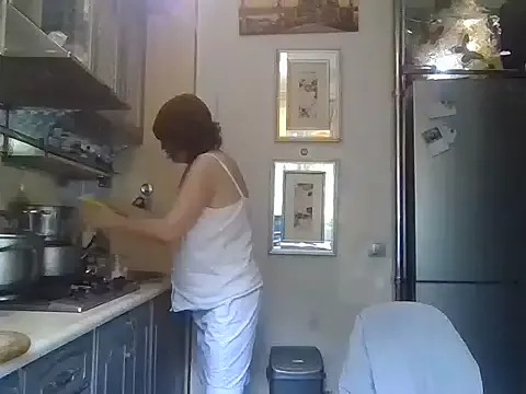 LadyFay – webcam model profile photo Image 14