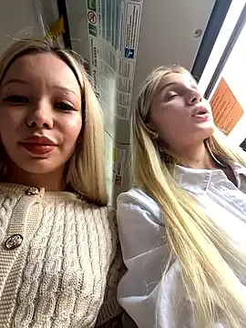 Milfandrea – webcam model profile photo Image 11