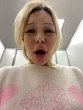 Milfandrea – webcam model profile photo Image 18