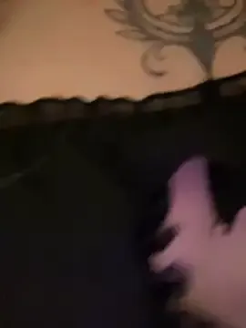 Milfandrea – webcam model profile photo Image 4