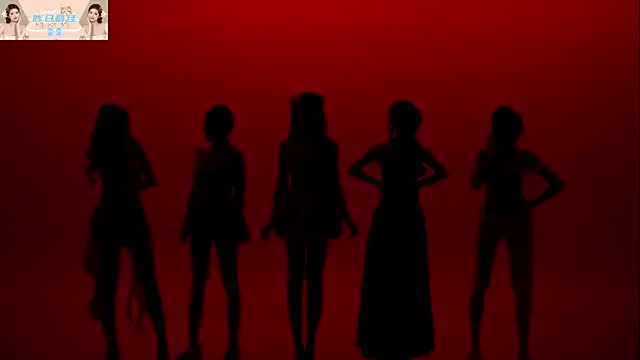 SusyBlair – webcam model profile photo Image 19