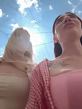 marsandvenera – webcam model profile photo Image 2